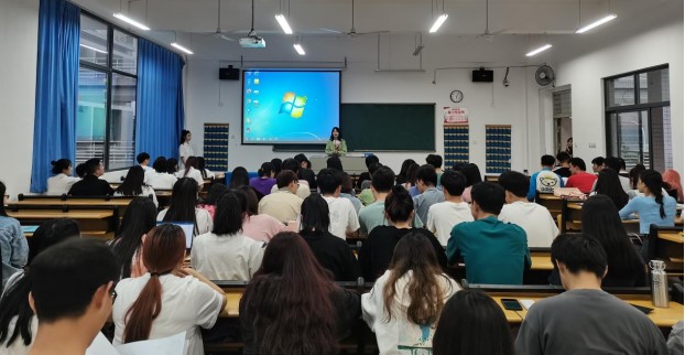 【工程学院党委】学生第二党支部：党建引领聚合力，结对帮扶促就业