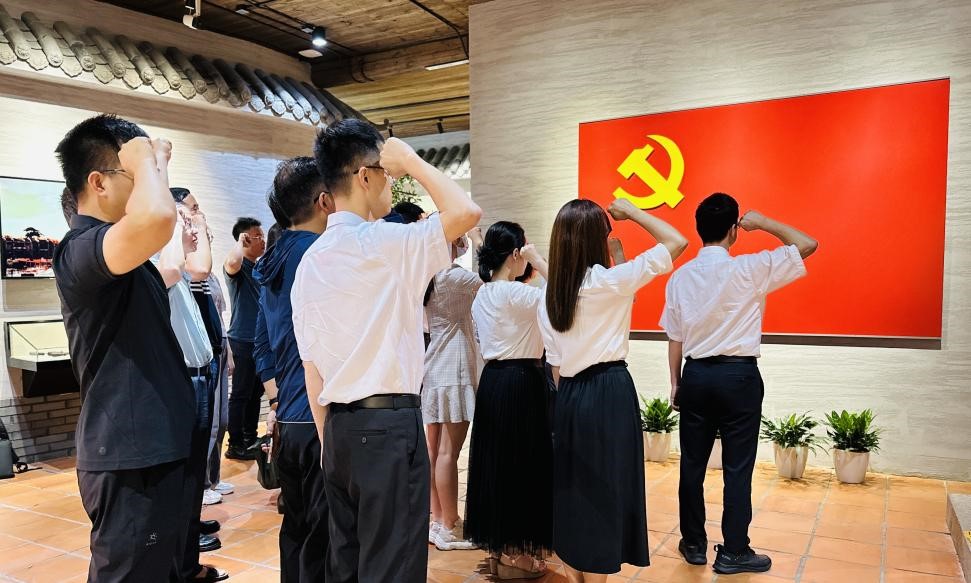 学党史 强党性 重实践 建新功丨机关第一党支部赴中国工农红军北上抗日先遣队（贵安）陈列馆、马尾潮江楼廉政文化教育基地开展主题教育现场教学