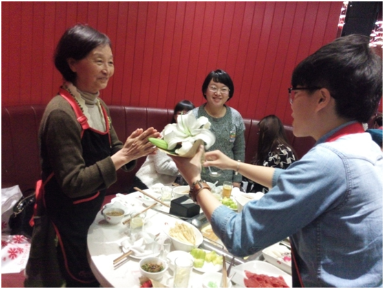 学院开展三八国际妇女节庆祝活动