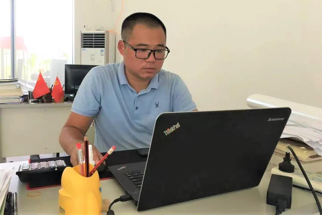 【机关党委】潘捷：使命在心，服务师生，为学校保驾护航